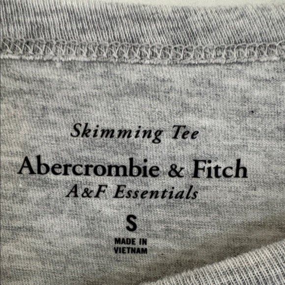 Abercrombie & Fitch Skimming Tee - Picture 2 of 3